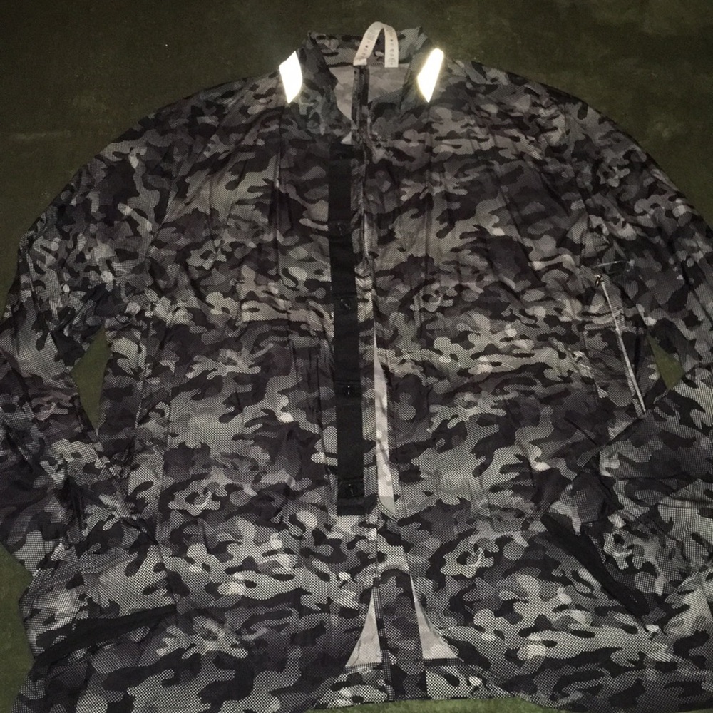 Lululemon windbreaker blazer size Large